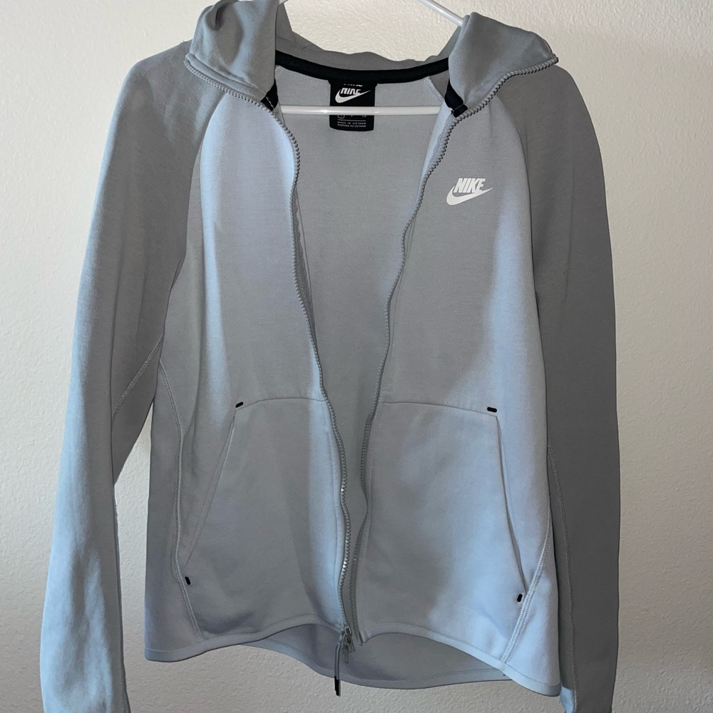 Nike grey tech fleece